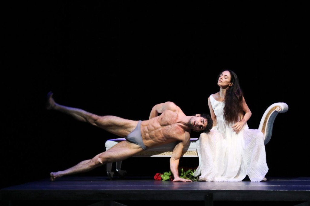 5. Karen Azatyan and Alessandra Ferri, “Duse” by J.Neumeier, Hamburg Ballet © H.Badekow 2015