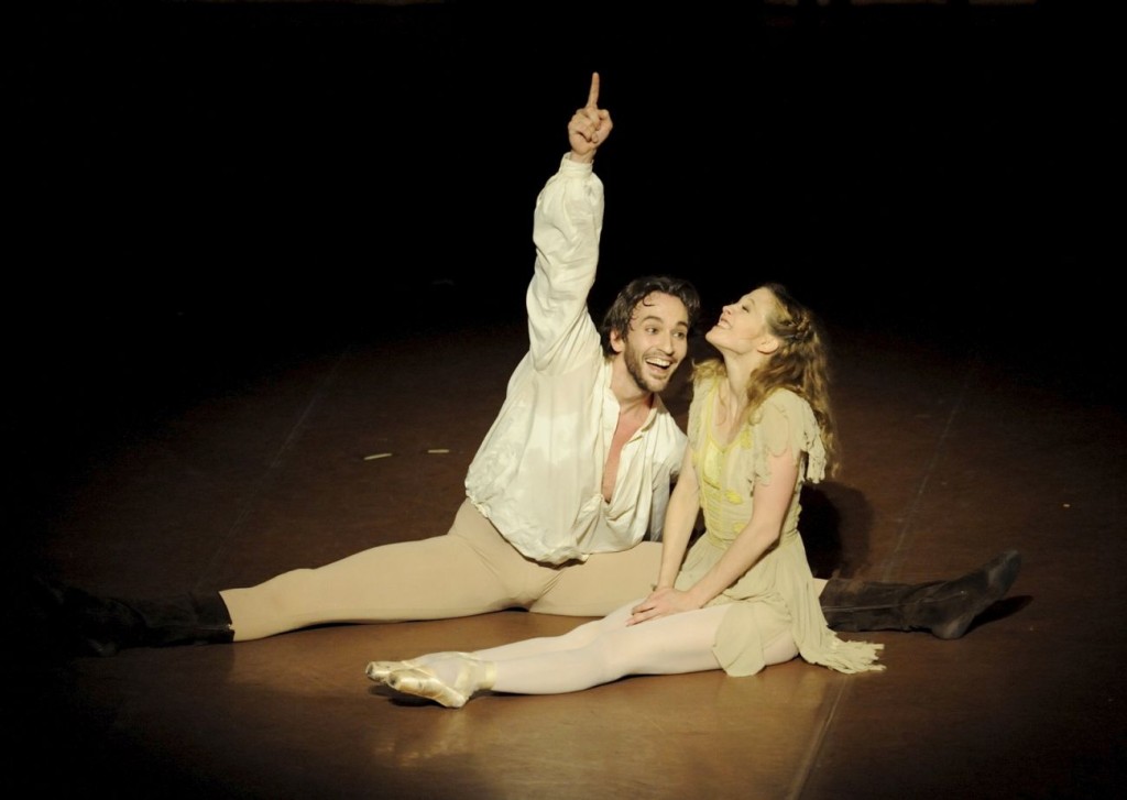 10. J.Jelinek and A.Amatriain, “The Taming of the Shrew” by J.Cranko, Stuttgart Ballet © U.Beuttenmüller 