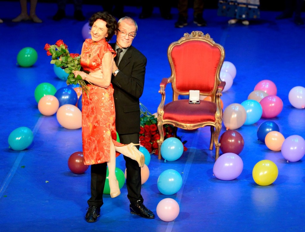 10. G.Tsinguirides and R.Anderson, Prize Giving Ceremony December 05, 2015, Stuttgart State Opera © Stuttgart Ballet 2015