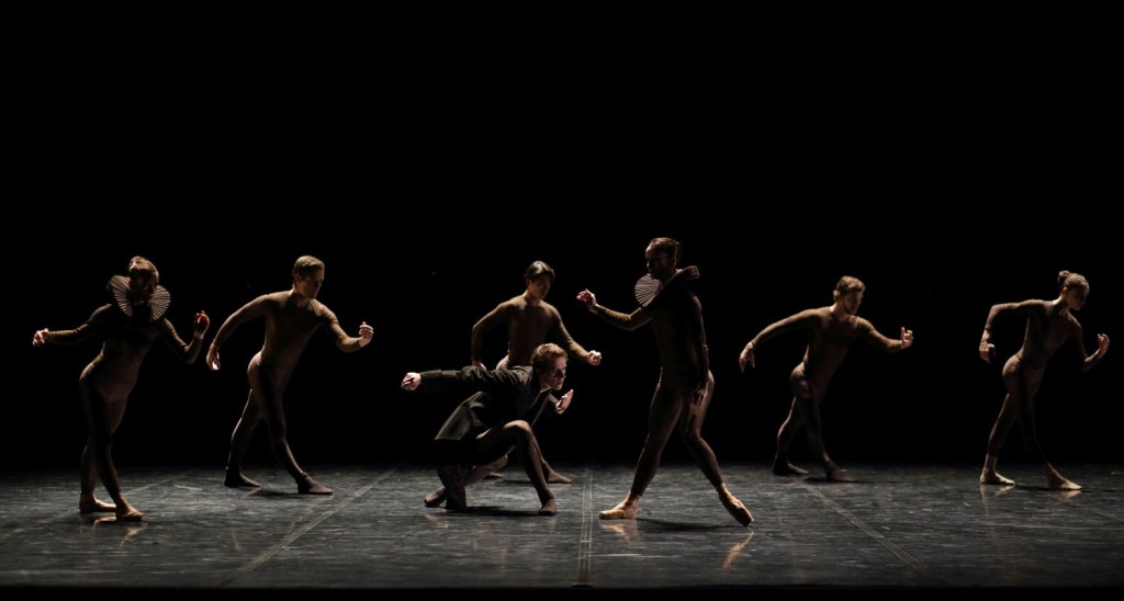 1. Ensemble, “Ophelia, Madness and Death” by D.Lee, Ballet de l'Opéra national du Rhin
