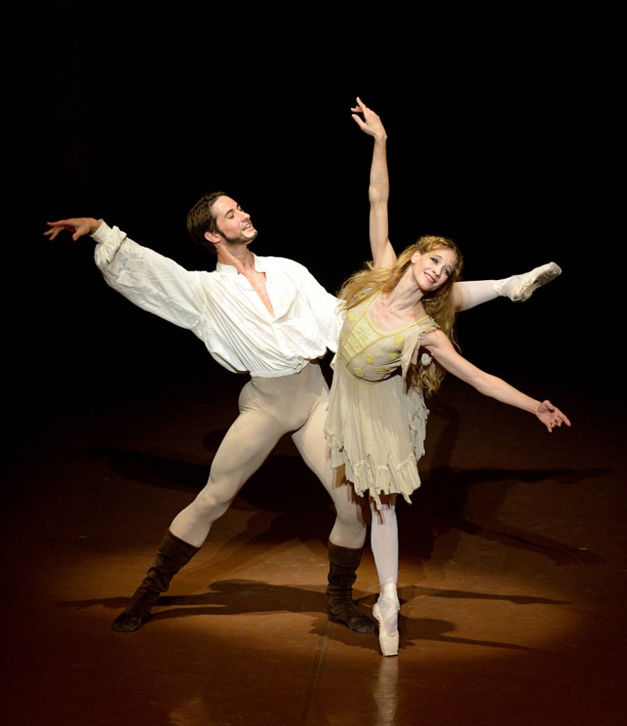 1. Alexander Jones and Alicia Amatriain, The Taming of the Shrew, Stuttgart Ballet, photo Stuttgart Ballet