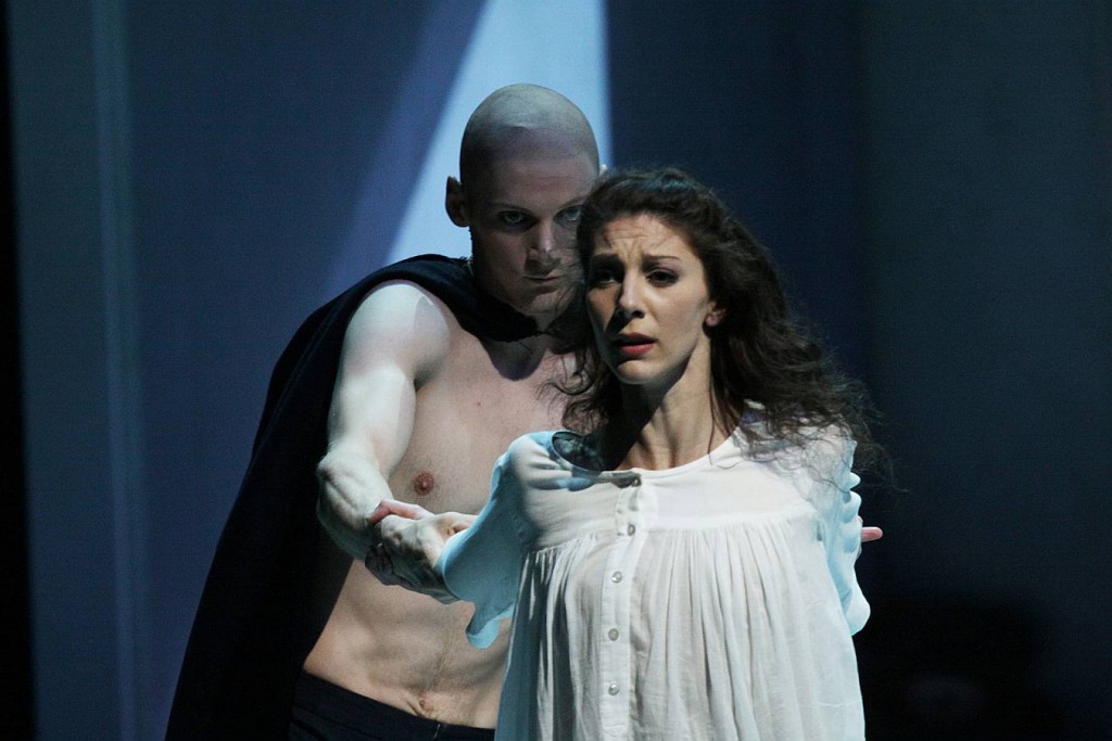 1. Edvin Revazov and Hélène Bouchet, Tatiana by J.Neumeier, Hamburg Ballet, photo H.Badekow