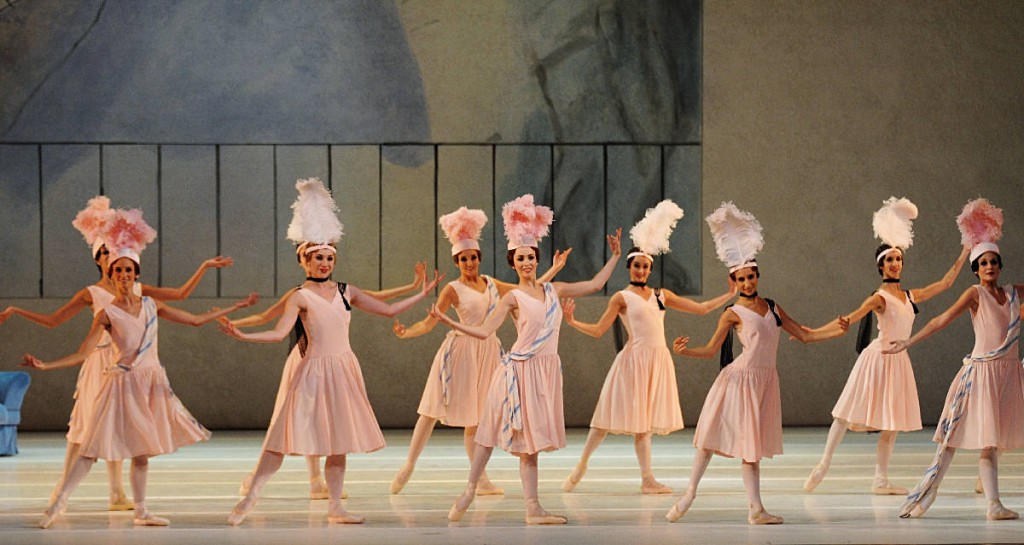 2. Ensemble, "Les Biches" by B.Nijinska, Bavarian State Ballet