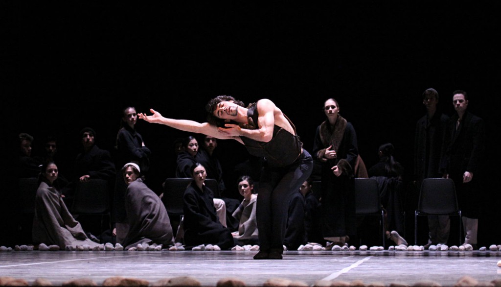 2. Marc Jubete and ensemble, Messiah by John Neumeier, Hamburg Ballet 