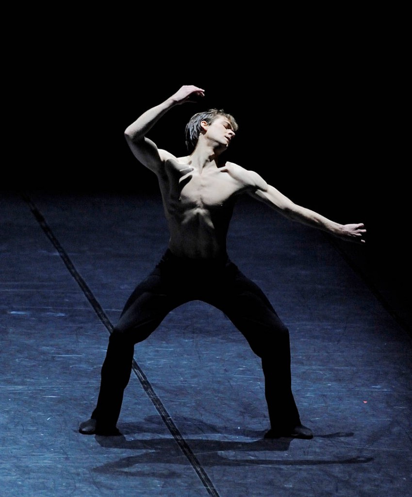 26. Friedemann Vogel, Fancy Goods by Marco Goecke, Stuttgart Balle, photo Stuttgart Ballet