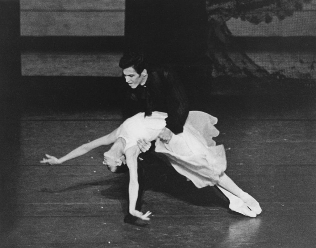 2. Marcia Haydée and Richard Cragun, Onegin by J.Cranko, photo by Leslie E.Spatt, copyright Stuttgart Ballet