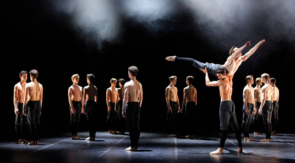 3. Allen, Novitzky, Parolin and ensemble, No Men's Land by Edward Clug, Stuttgart Ballet 