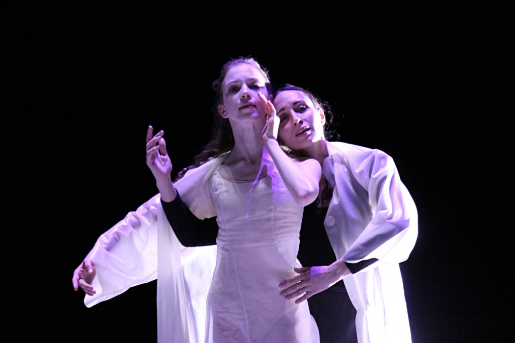 4. C.Agüero and E.Mazon, Messiah by John Neumeier, Hamburg Ballet 