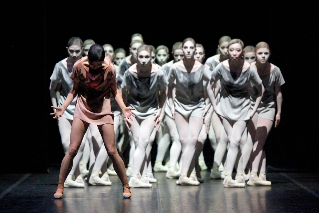 5. Kang and ensemble, Aftermath by Demis Volpi, Stuttgart Ballet 