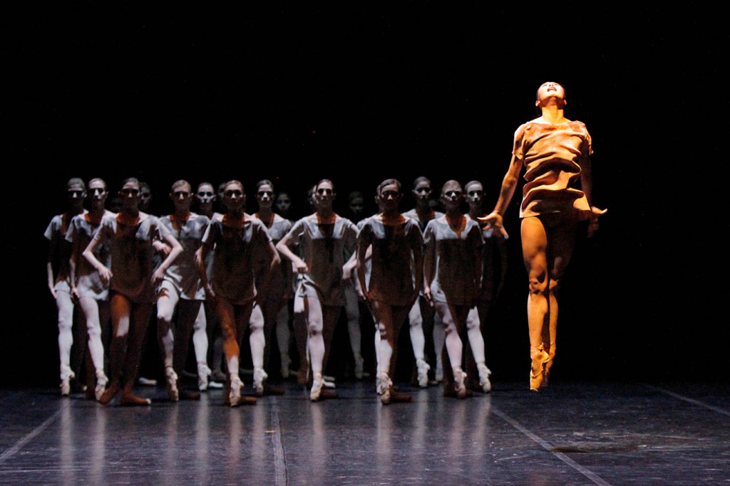 4. Kang and ensemble, Aftermath by Demis Volpi, Stuttgart Ballet 