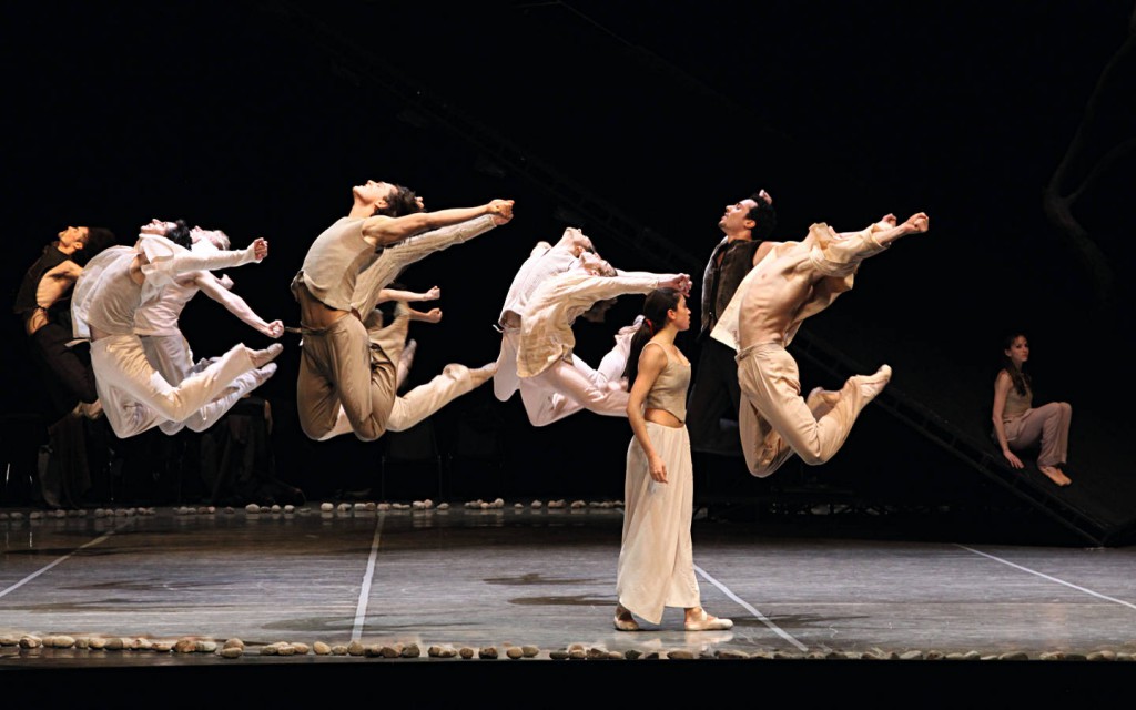 10. L.Rios and ensemble, Messiah by John Neumeier, Hamburg Ballet 