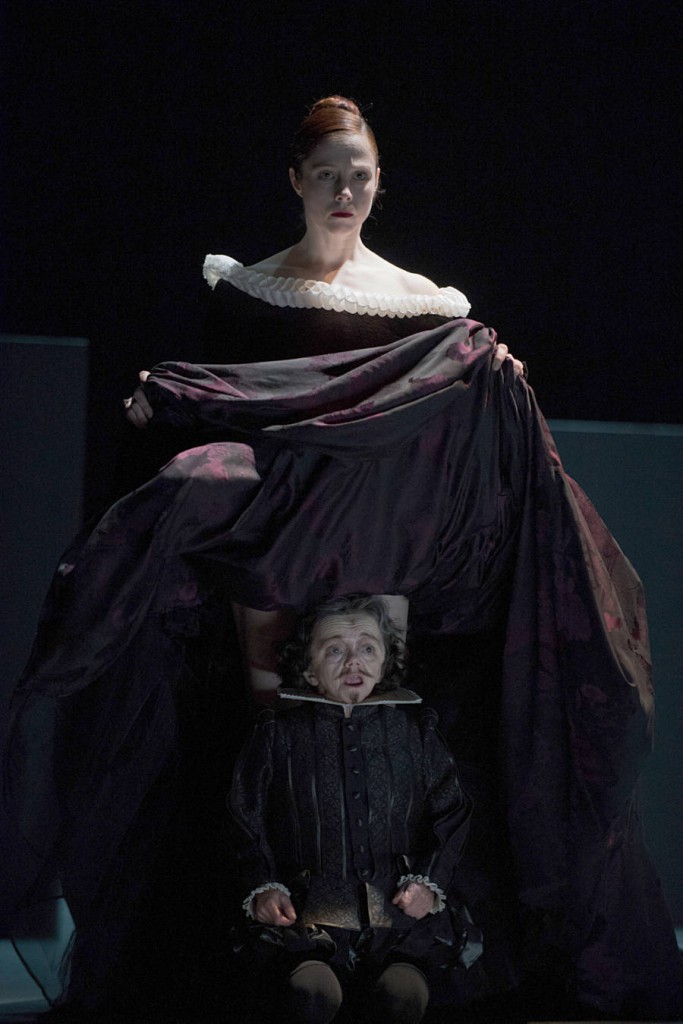 5. Eva Dewaele and Mireille Mossé, Sonnet by Christian Spuck, Ballet Zurich