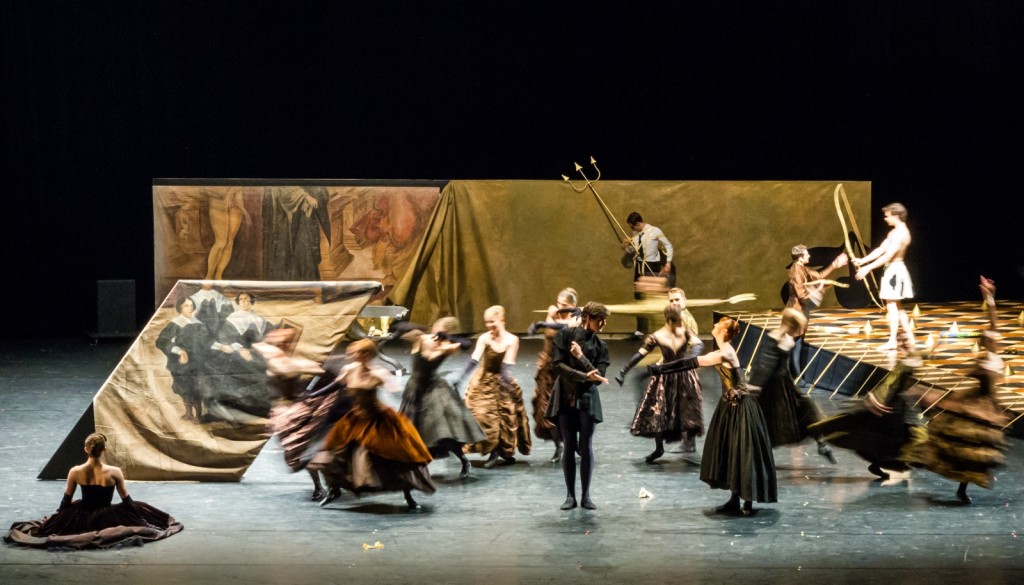 1. Ensemble, “Impressing the Czar” by W.Forsythe: “Potemkin's Signature”, Semperoper Ballet Dresden © I.Whalen 2015