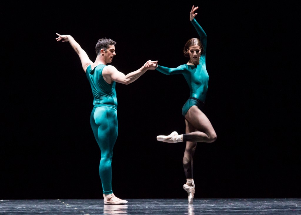 4. L.Guilbaud and S.Gileva, “Impressing the Czar” by W.Forsythe: “In the Middle, Somewhat Elevated”, Semperoper Ballet Dresden © I.Whalen 2015