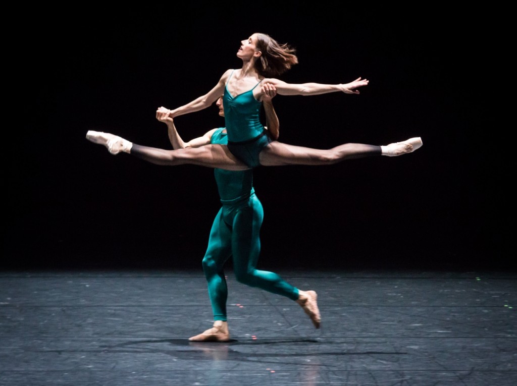 6. S.Gileva and J.Bubeníček, “Impressing the Czar” by W.Forsythe: “In the Middle, Somewhat Elevated”, Semperoper Ballet Dresden © I.Whalen 2015