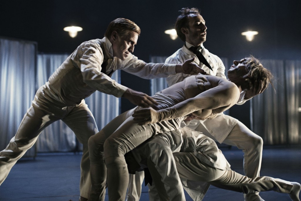 7. Nikolaj Hübbe, Alexander Kølpin and ensemble, The Elephant Man by C.Marston, photo Isak Hoffmeyer