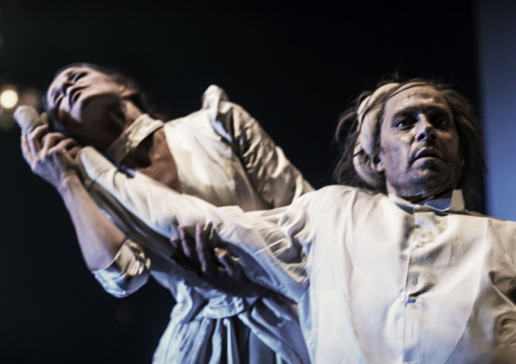 8. Mette Bødtcher and Alexander Kølpin, The Elephant Man by C.marston, photo Isak Hoffmeyer