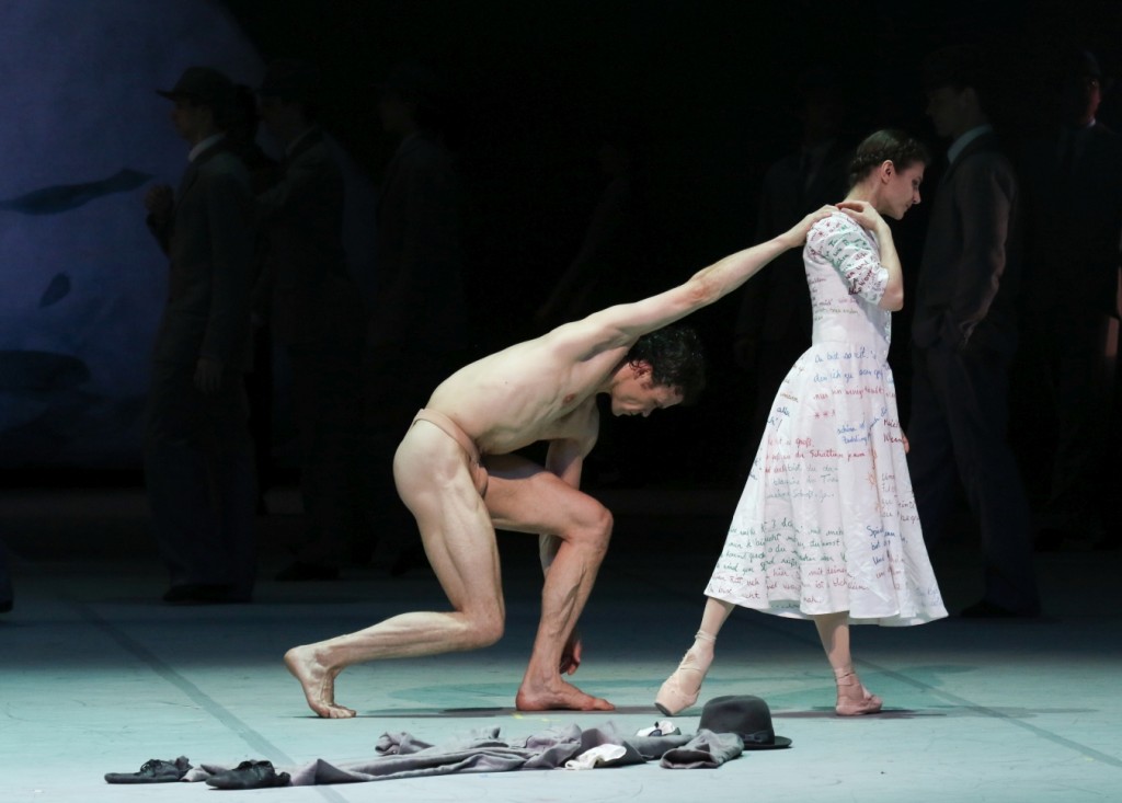 9. C.Jung and A.Cojocaru, “Peer Gynt” by J.Neumeier, Hamburg Ballet © H.Badekow 2015