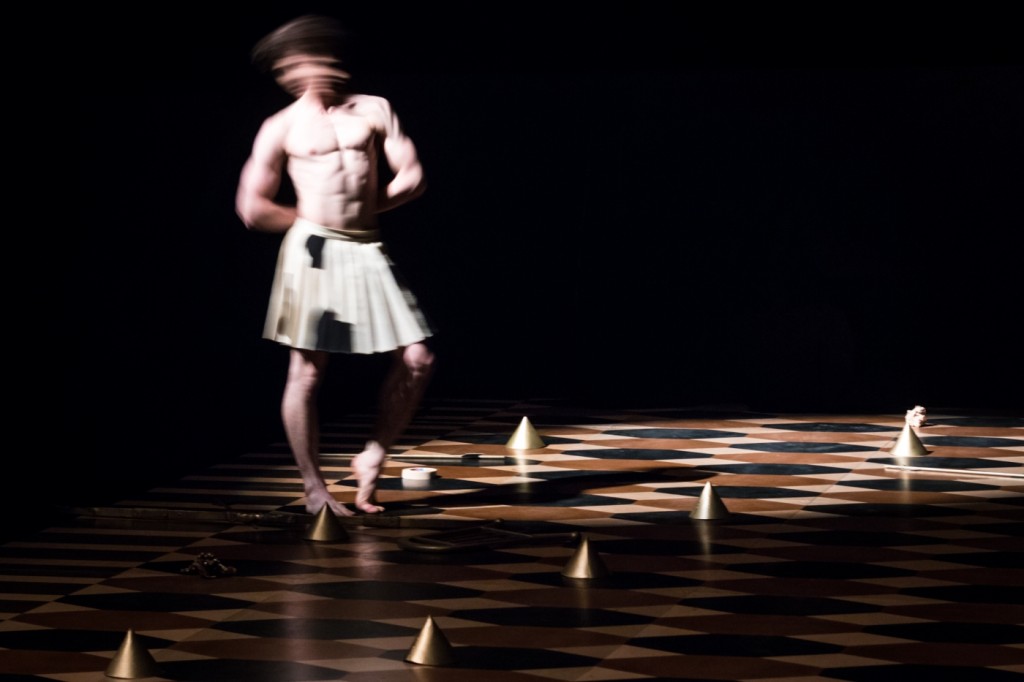 16. J.Amir Lacey, Impressing the Czar by W.Forsythe, Semperoper Ballet, photo I.Whalen