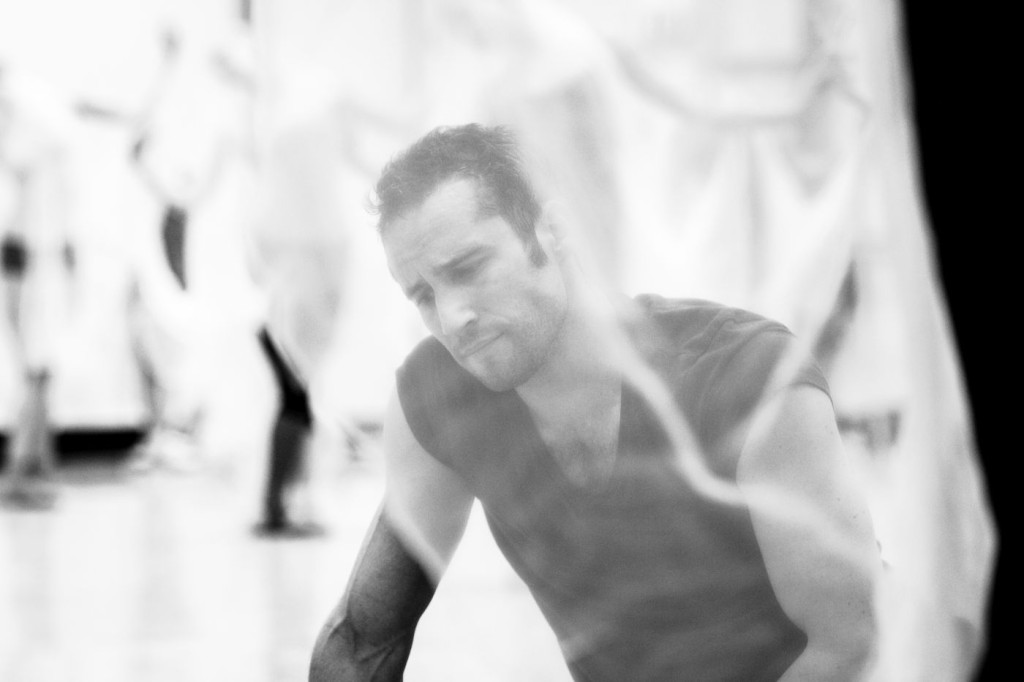 11. Fabien Voranger rehearsing David Dawson's "Giselle", photo: Ian Whalen
