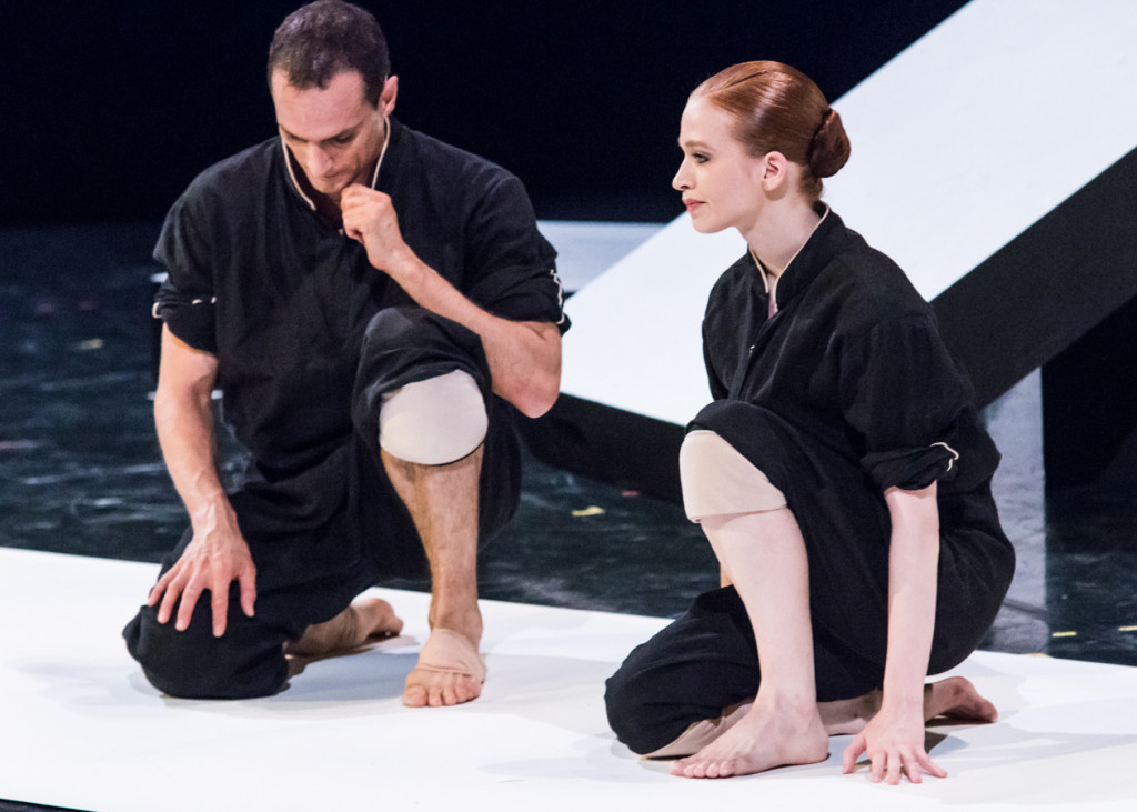 16. Jiří Bubeníček and Sarah Hay, “Cacti” by A.Ekman, Semperoper Ballet © I.Whalen