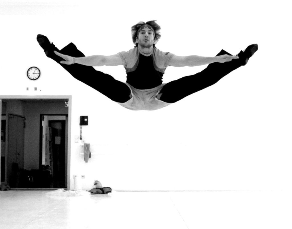 11. J.Jelinek rehearsing Petruchio, “The Taming of the Shrew” by J.Cranko, Stuttgart Ballet © U.Beuttenmüller 