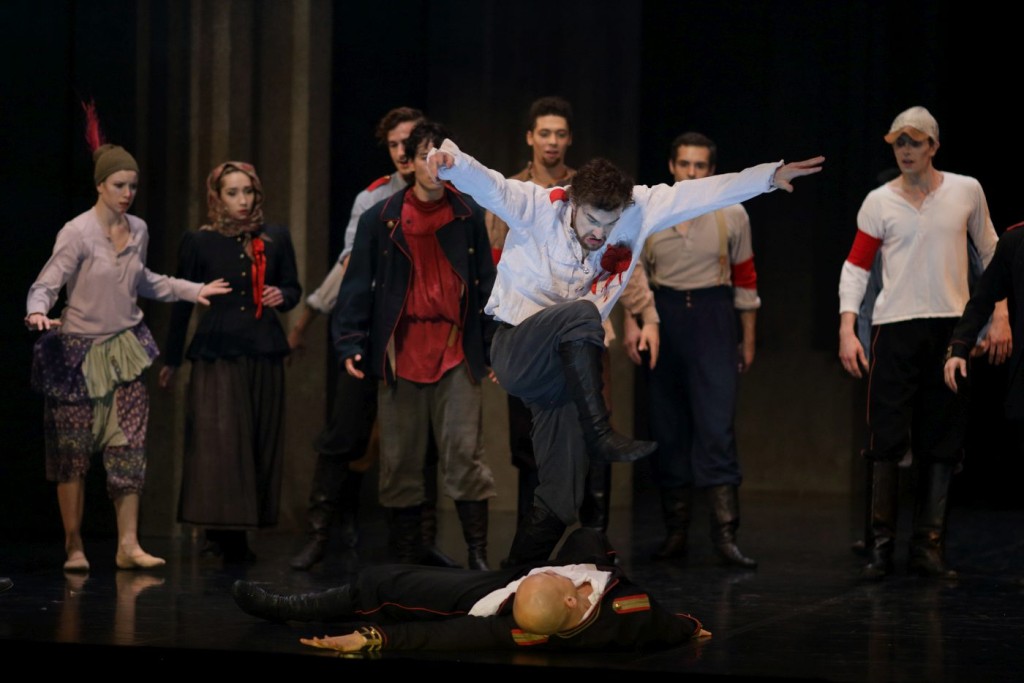 7. J.-P.Rivière, M.Zong and ensemble, “Romeo and Juliet” by B.d'At, Ballet de l'Opéra national du Rhin