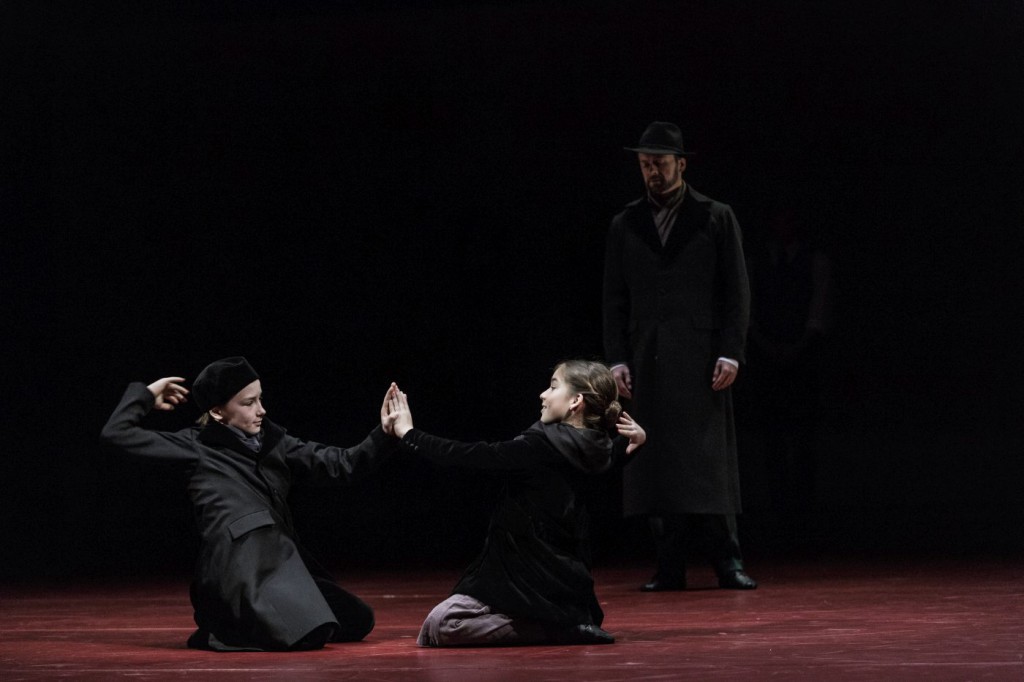 2. S.Pestotnik Stres, L.Klemen and I.A.Ermalai, “Doctor Zhivago” by J.Bubeníček, SNG Opera in Balet Ljubljana © D.Štravs Tisu 2016