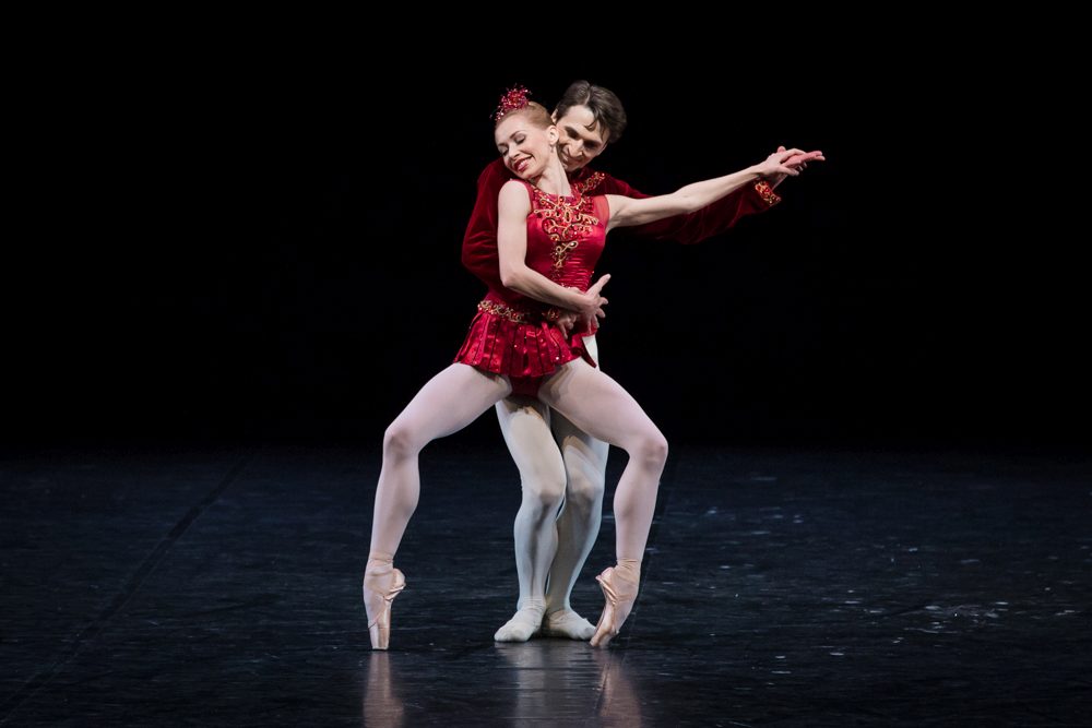 6. I.Salenko and D.Tamazlacaru, “Jewels” by G.Balanchine, State Ballet Berlin © S.Ballone