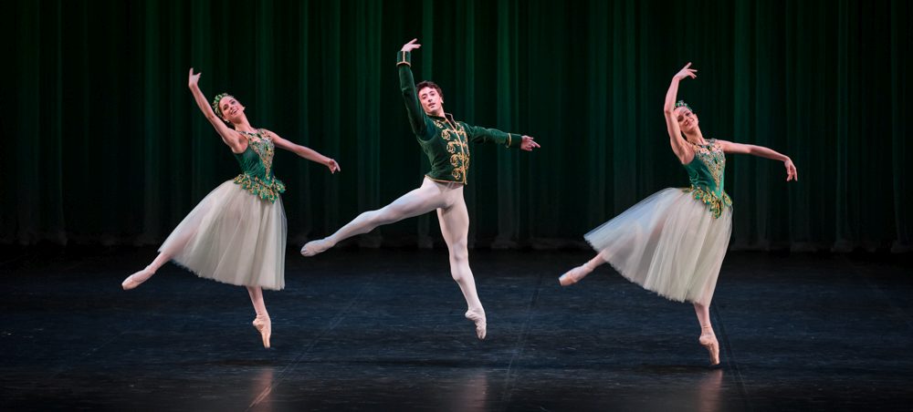 3. C.Kaltenbach, A.Grigoryan and D.Muir, “Jewels” by G.Balanchine, State Ballet Berlin © S.Ballone