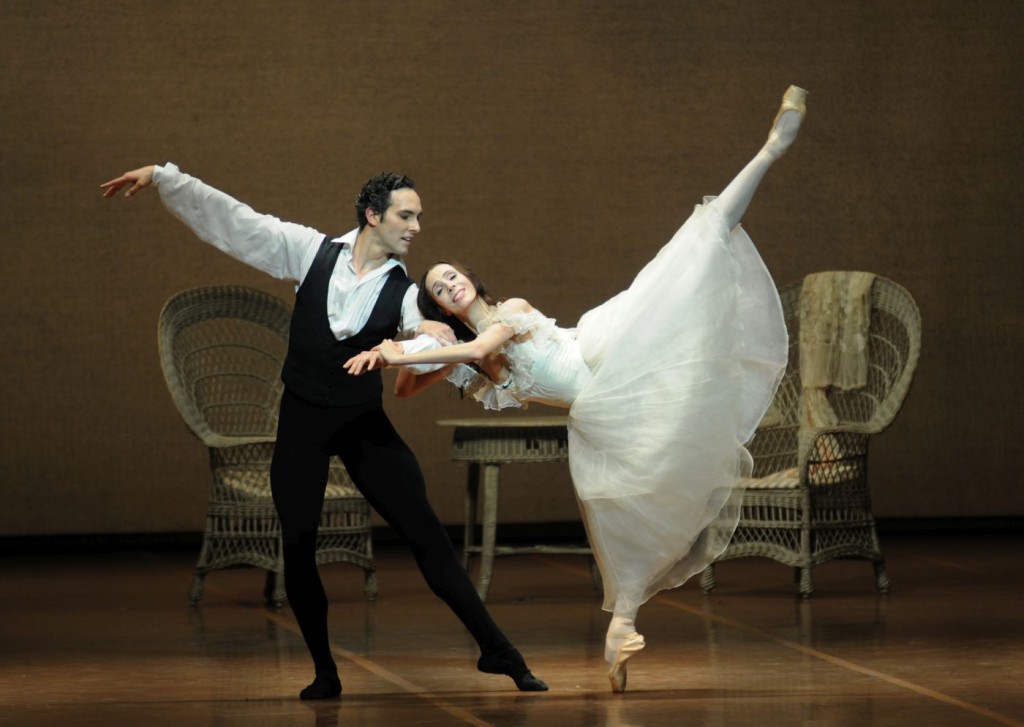 20. M.Urban and D.Sukhorukova, “Lady of the Camellias” by J.Neumeier, Bavarian State Ballet © C.Tandy