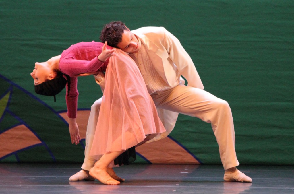 16. G.Özgür and M.Urban, “Giselle” by M.Ek, Bavarian State Ballet © W.Hösl 