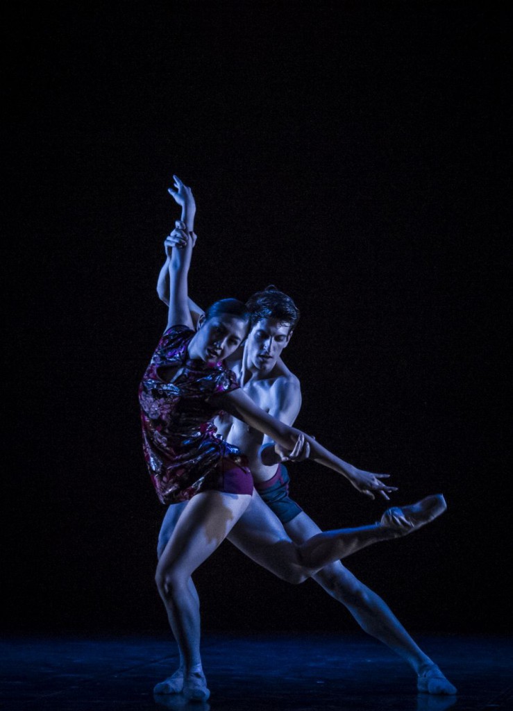 10. A.Su and F.Adorisio, “If only” by R.Yang; Noverre Society, Young Choreographers © Carlos Quezada