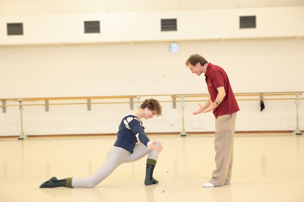 2. M.Dino and I.Liška, rehearsal of John Cranko's “The Taming of the Shrew”, Bavarian State Ballet © W.Hösl 