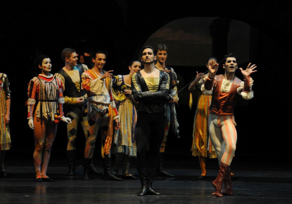 18. M.Urban and ensemble, “Romeo and Juliet” by J.Cranko, Bavarian State Ballet © C.Tandy