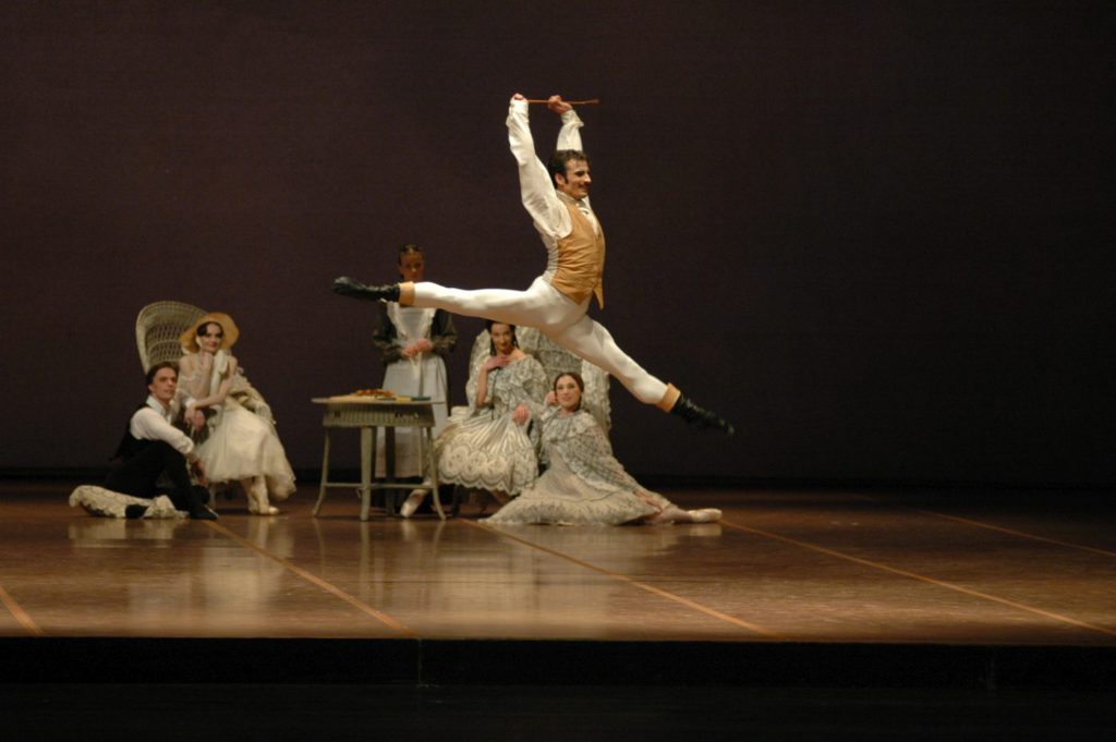 10. T.Mikayelyan, M.Dino, L.Lacarra and ensemble, “Lady of the Camellias” by J.Neumeier, Bavarian State Ballet © C.Tandy