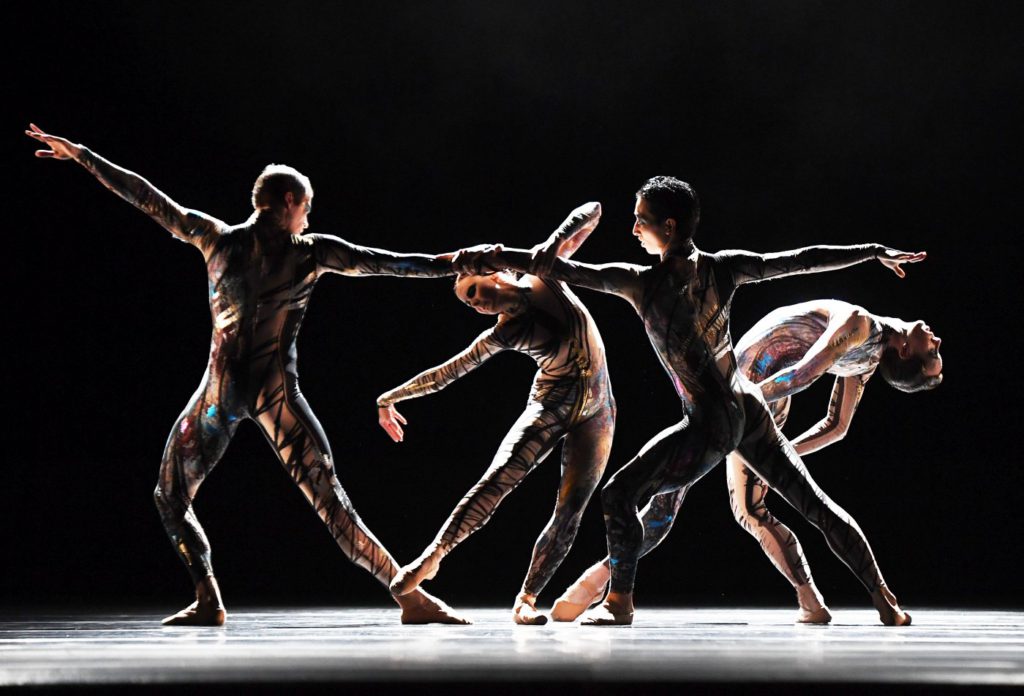 5. S.Sjouke, E.Merdjanova, S.Yamada and J.Stout, “CRANE” by G.Williamson, Dutch National Ballet © H.Gerritsen 2016