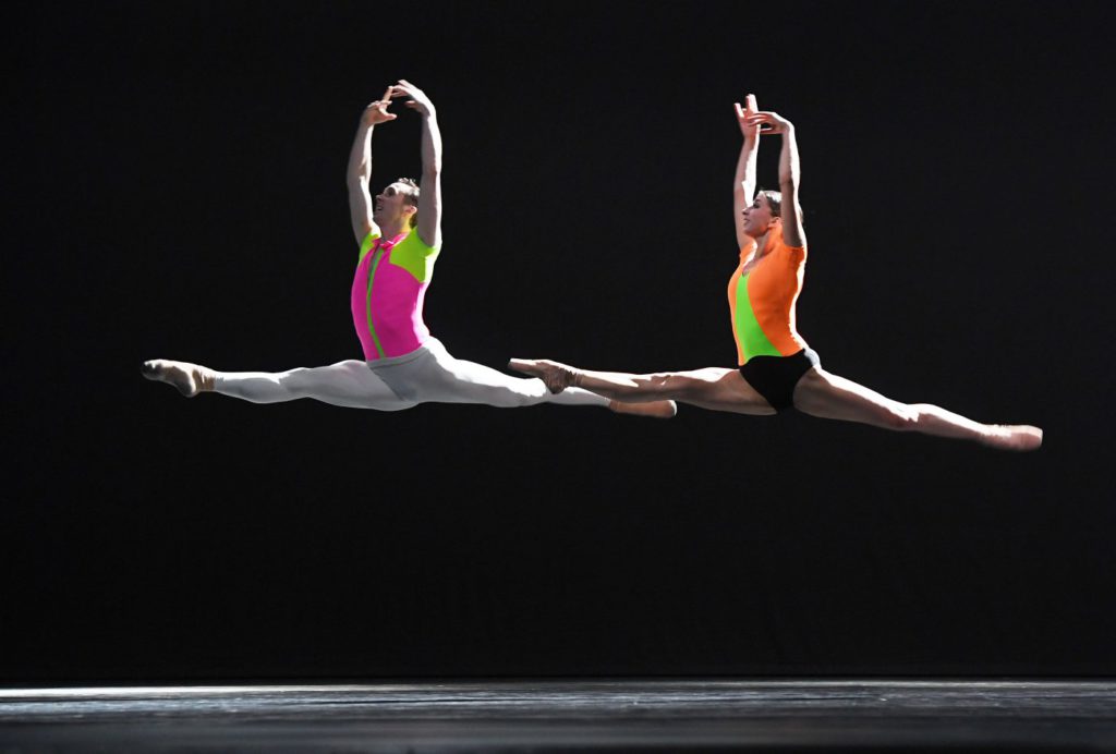 14. J.Stout and S.Mukhamedov, “Overture” by D.Dawson, Dutch National Ballet © H.Gerritsen 2016