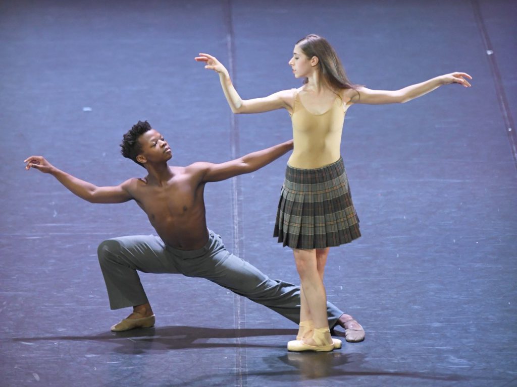 7. D.Zolty and S.November, “I Loves You Porgy” by D.Volpi, Canada's National Ballet School © Stuttgart Ballet 2016
