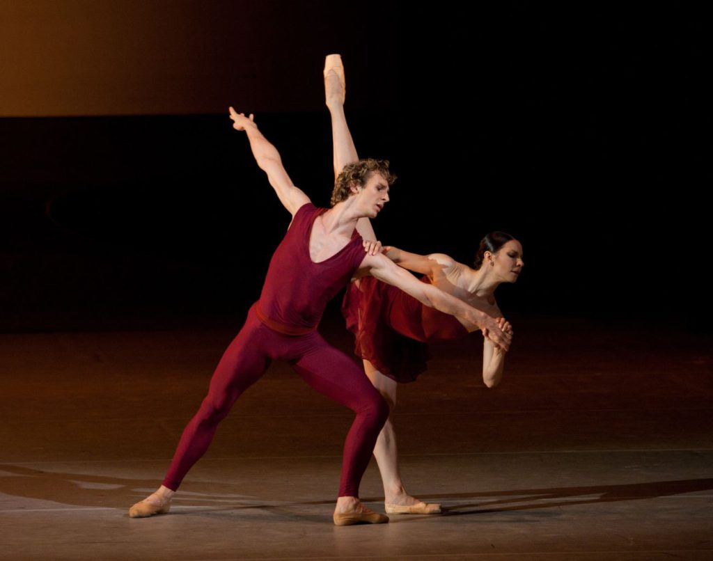 8. S.Chudin and M.Alexandrova, “Dream of Dream” by J.Elo, Bolshoi Ballet © E.Fetisova/Bolshoi Theatre 