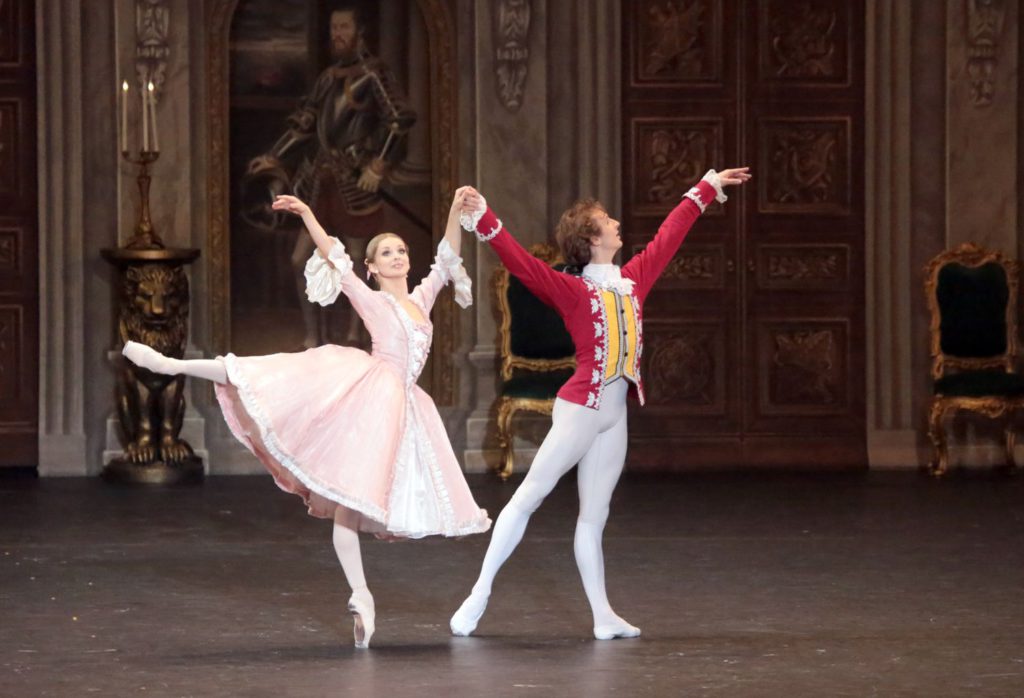 15. E.Obraztsova and S.Chudin, “Marco Spada” by P.Lacotte, Bolshoi Ballet © D.Yusupov/Bolshoi Theatre