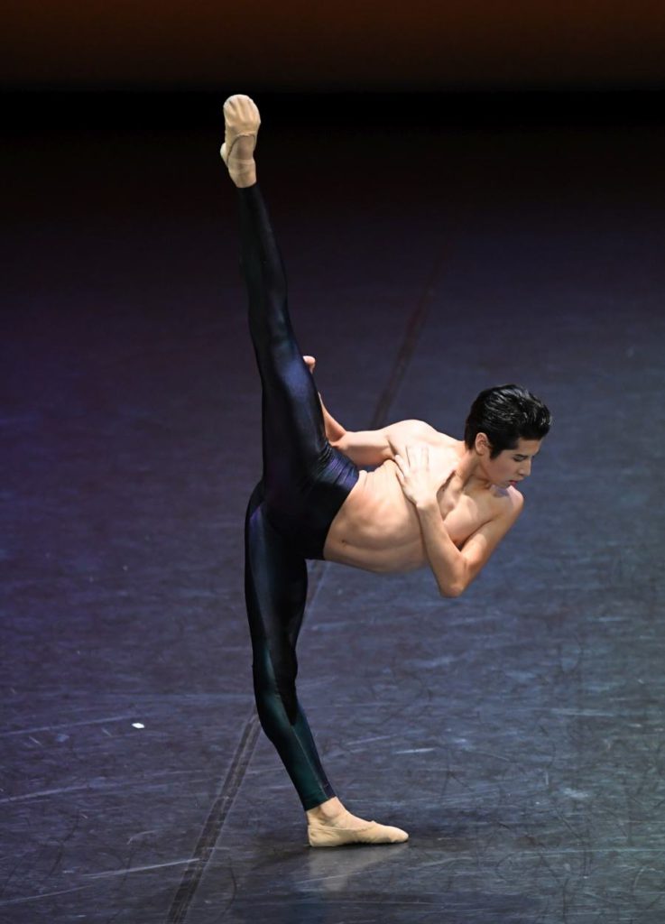 9. R.Ferlito, “The Four Seasons”: “Autumn” by F.Adorisio © Stuttgart Ballet 2016