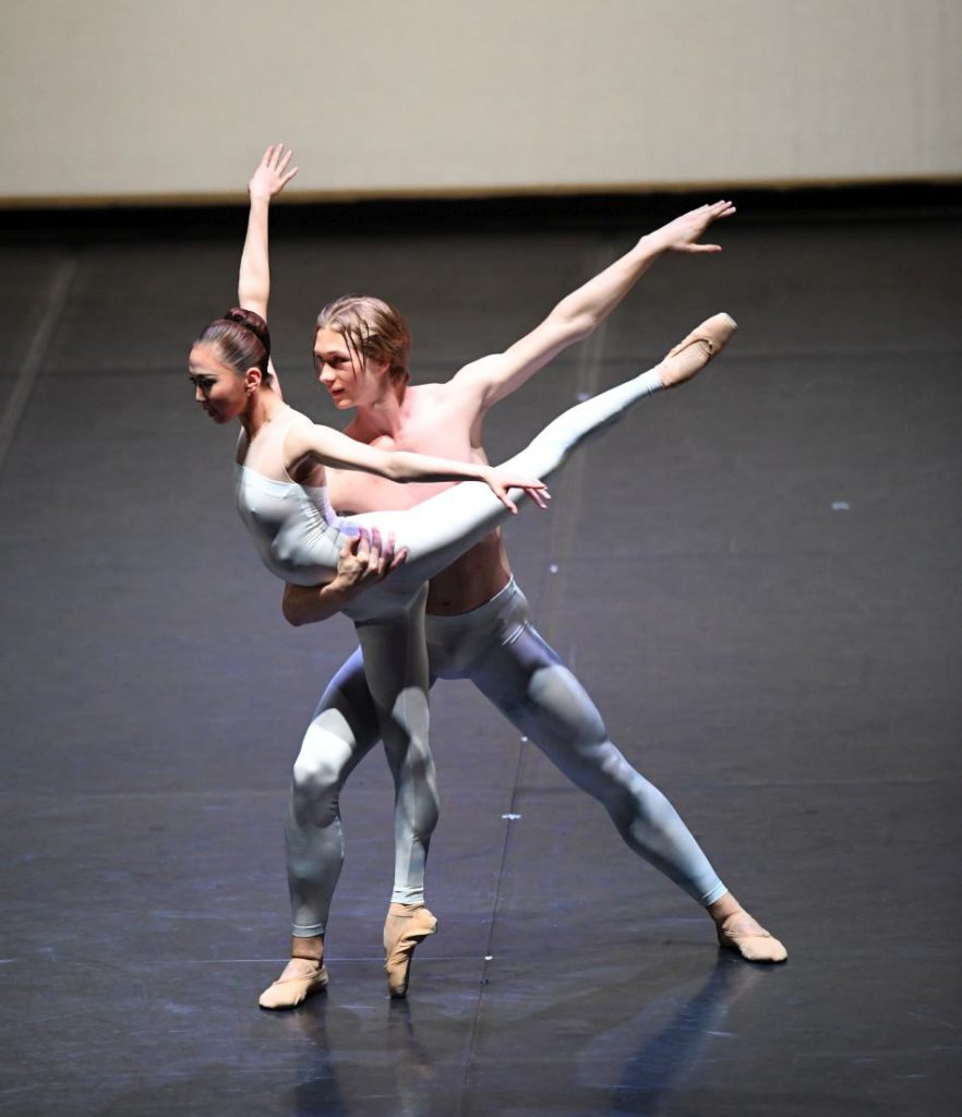 17. E.S.Kim and N.Korneev, “The Four Seasons”: “Winter” by D.Volpi © Stuttgart Ballet 2016