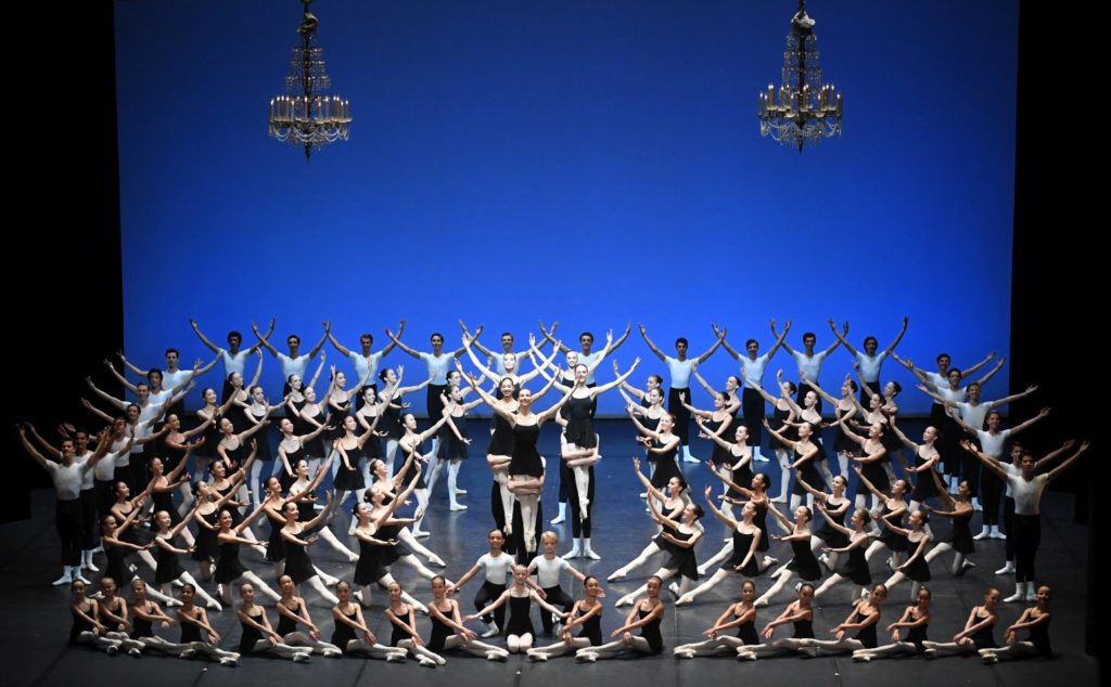 21. Students of the John Cranko School, “Etudes” by T. and B.Matacz © Stuttgart Ballet 2016