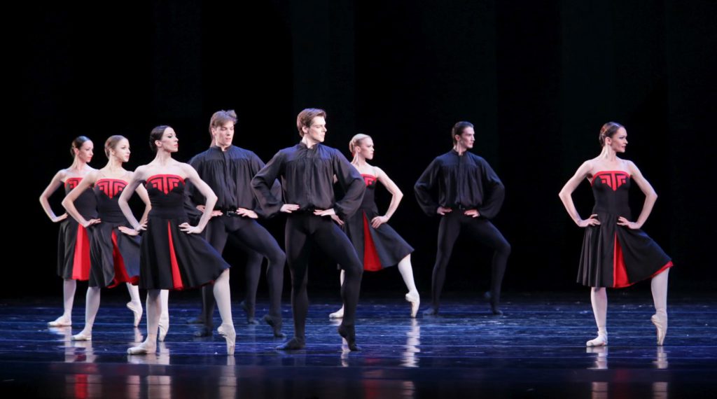 58. V.Tereshkina, V.Shklyarov, Y.Ivannikova and ensemble, “5 Tangos” by H.van Manen, Maryinsky Ballet © N.Razina / Maryinsky Theatre