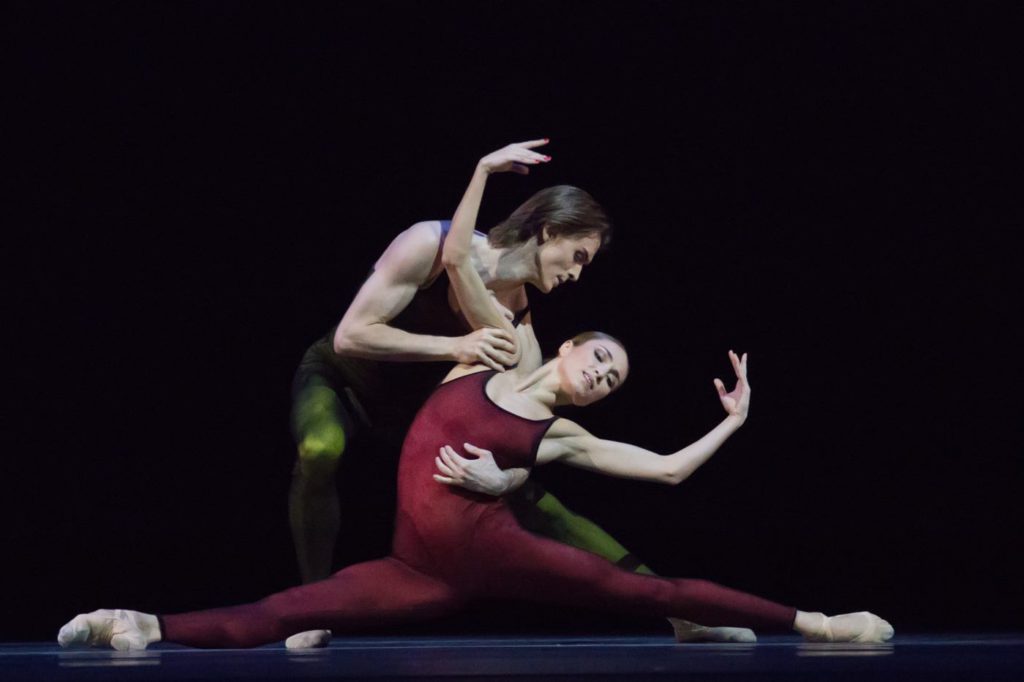 31. E.Shipulina and D.Rodkin, “Frank Bridge Variations” by H.van Manen, Bolshoi Ballet © M.Logvinov / Bolshoi Theatre