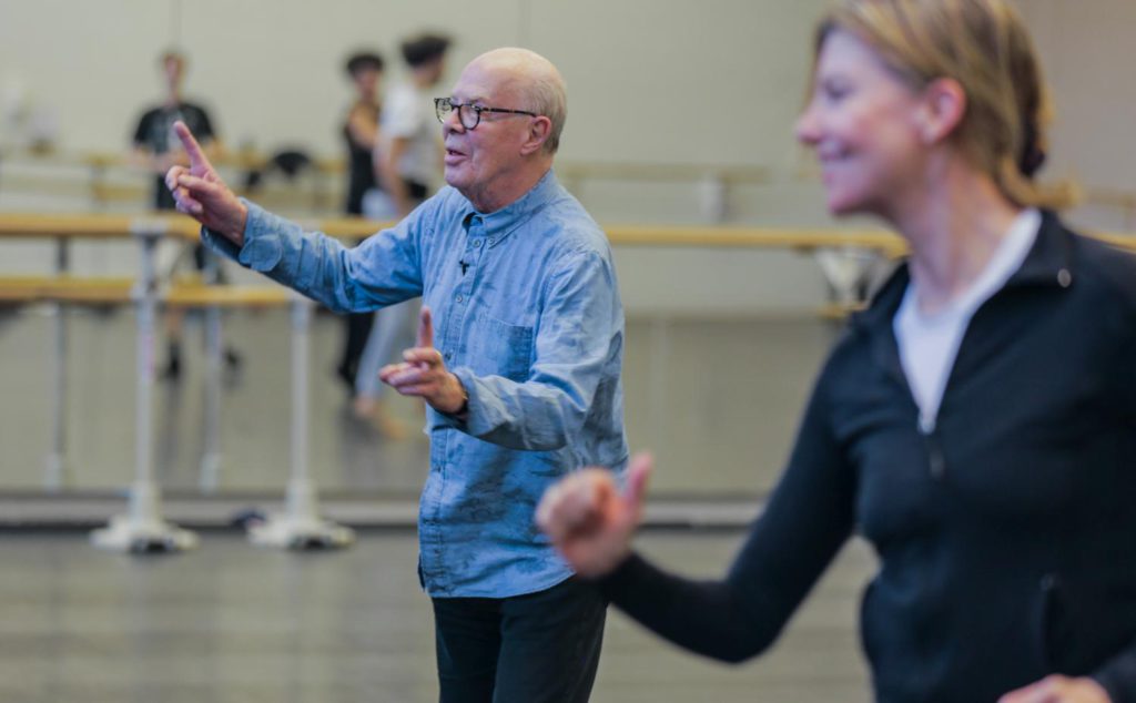 15. H.van Manen and R.Beaujean, rehearsal with Dutch National Ballet in 2015 © A.Kaftira