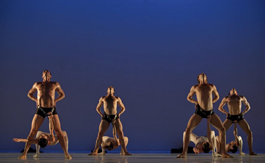 7. Ensemble, “Grosse Fuge” by H.van Manen, Dutch National Ballet © A.Sterling