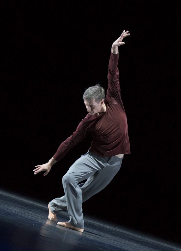 35. M.Schläpfer, “Alltag” by H.van Manen, Ballett am Rhein © G.Weigelt