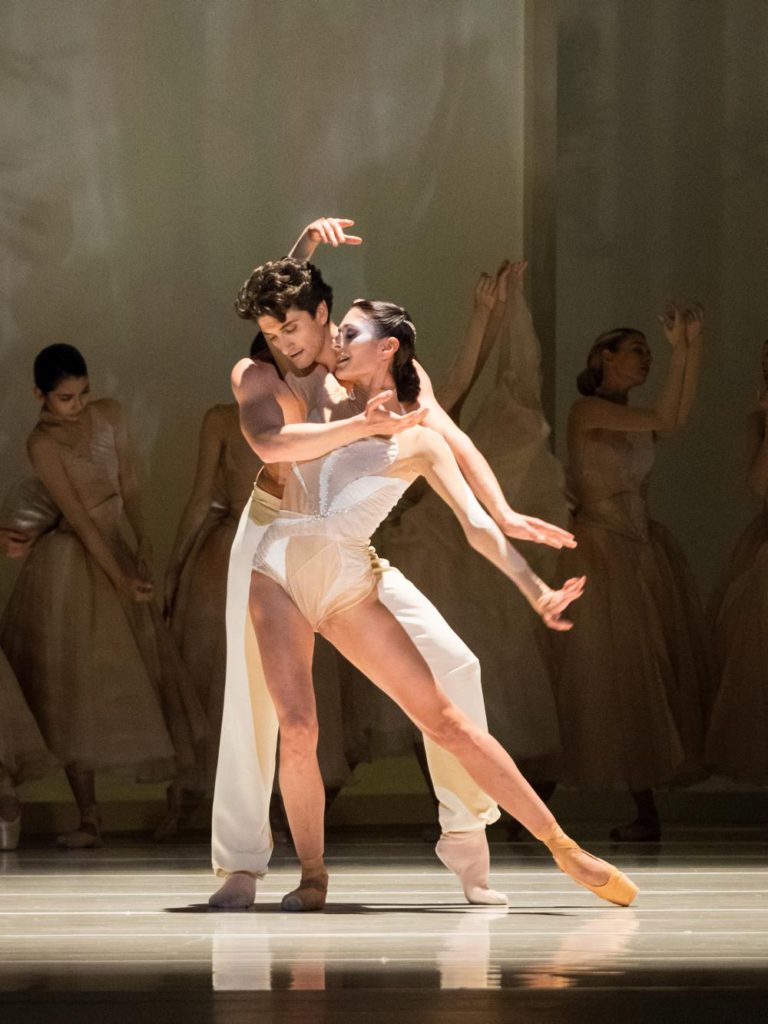 10. E.Peci, K.Papava and ensemble, “Blanc” by D.Proietto © Vienna State Ballet / A.Taylor 2016